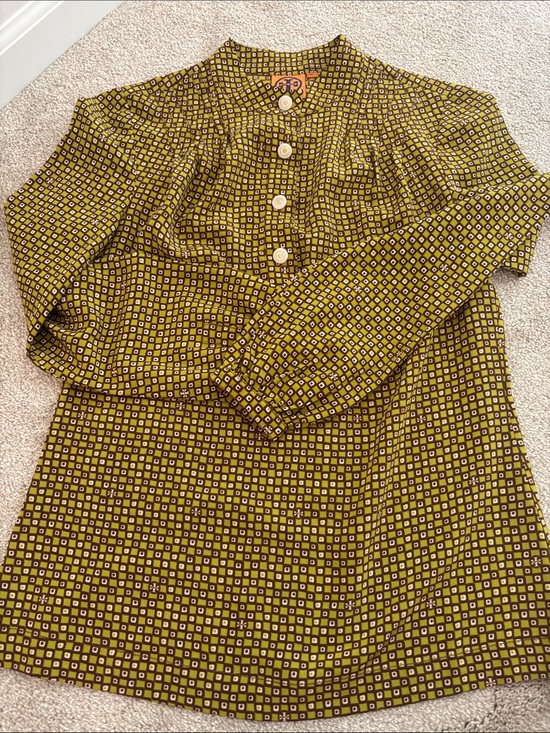 Tory Burch Tops - Beautiful Silk Tory Burch Olive and Brown logo silk Button-Front Blouse. Size 2.